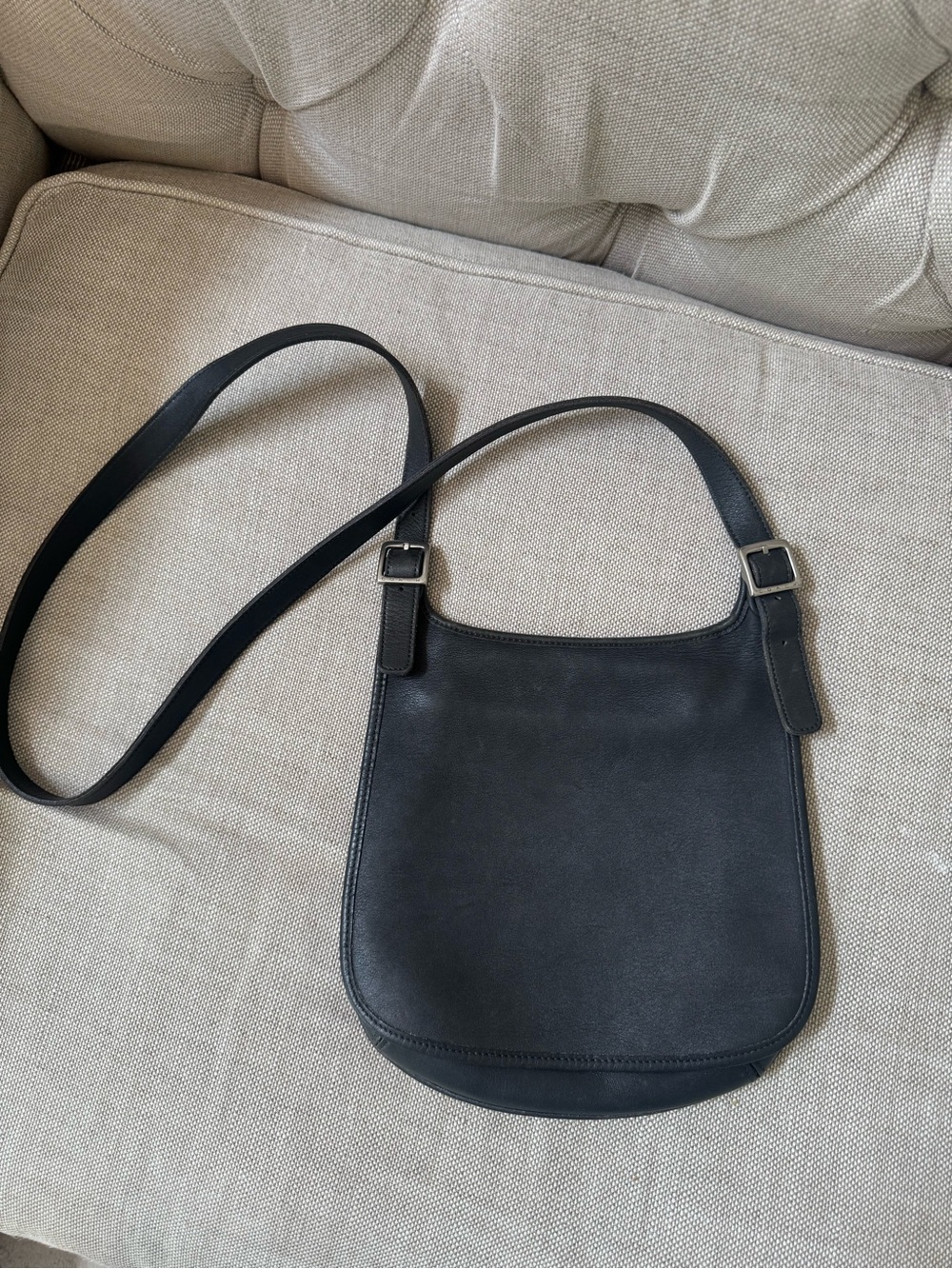 Vintage coach slim hippie flap in grey